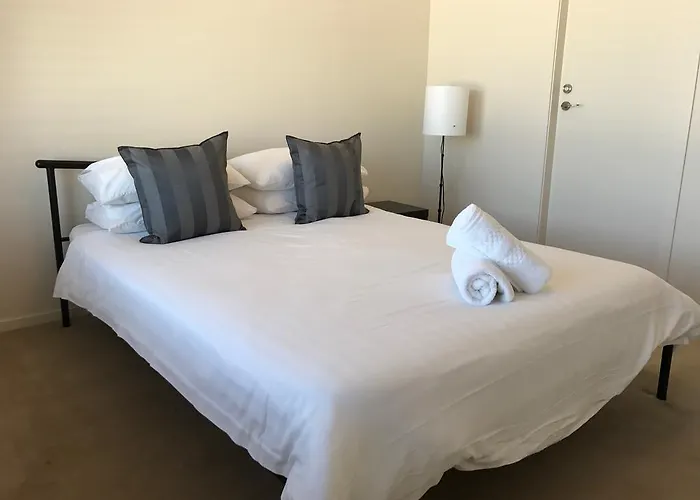 West Lakes Apartment