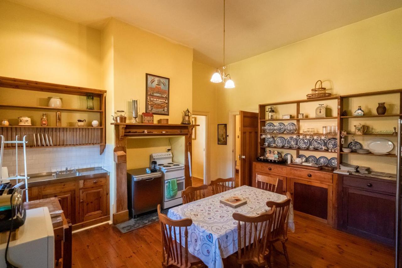 Bed & Breakfast Buxton Manor Adelaide