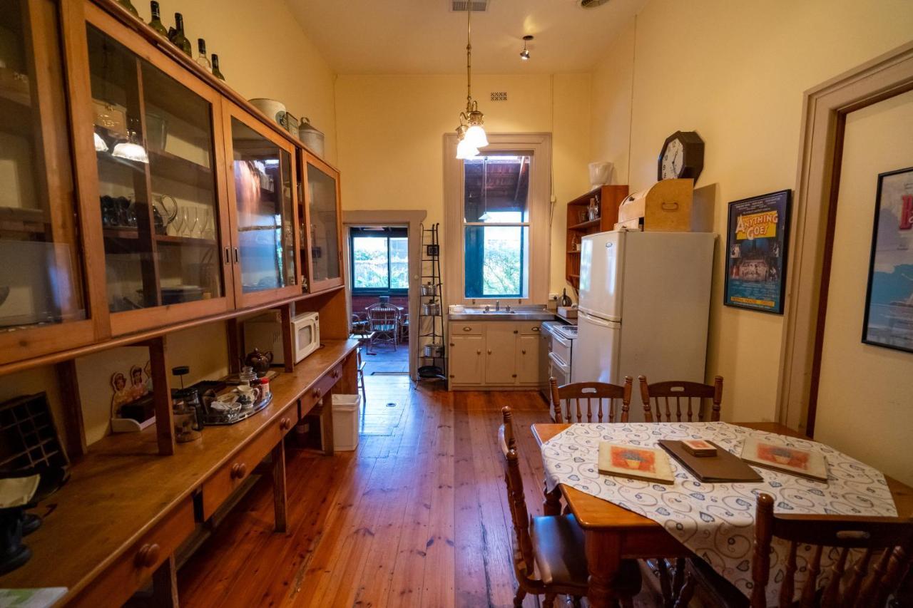 Buxton Manor Bed & Breakfast Adelaide