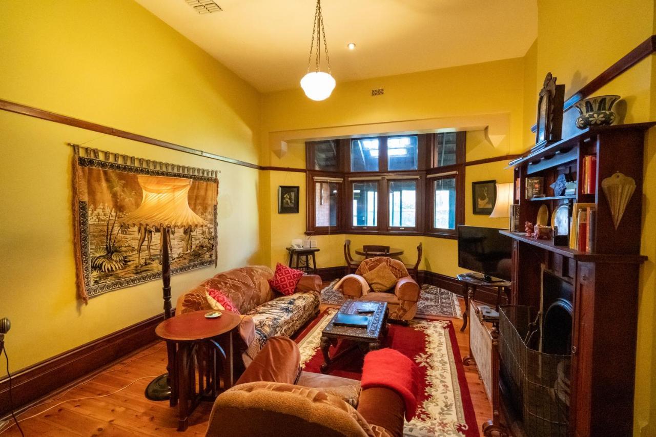 Buxton Manor Bed & Breakfast 4*