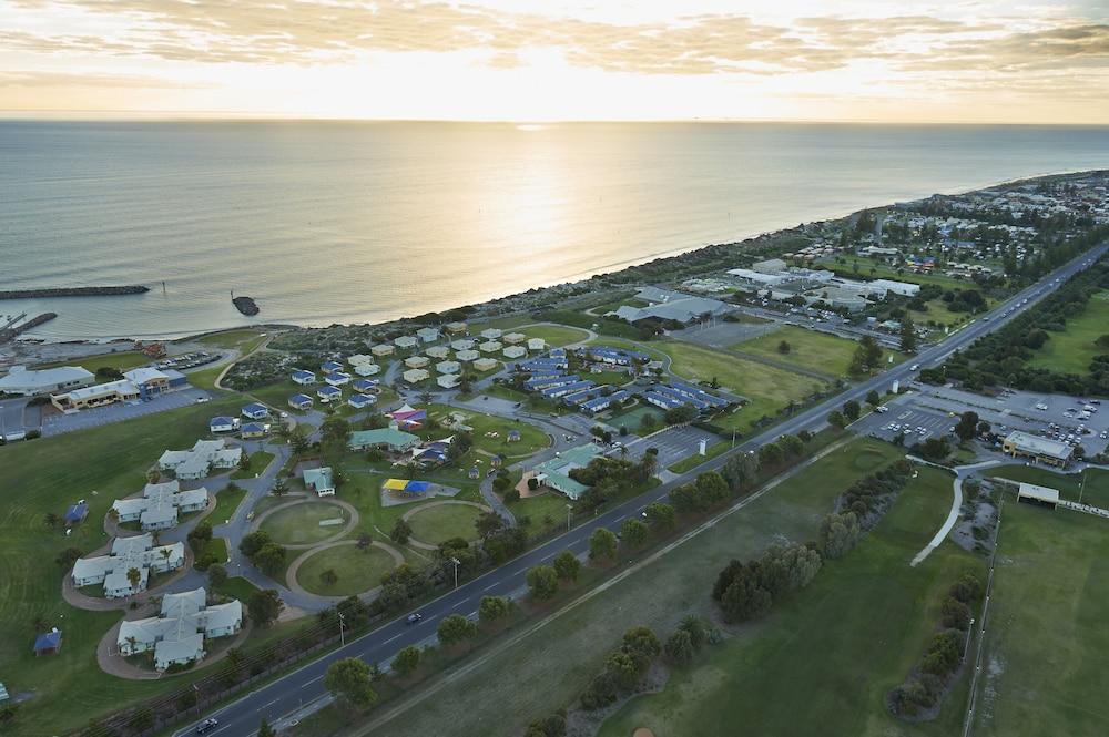 The Retreat West Parks Adelaide