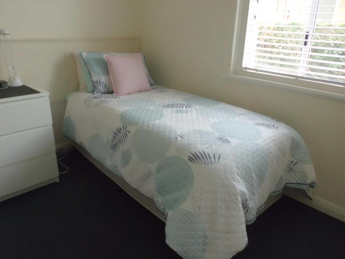 Glenelg Sea-breeze 3* Adelaide