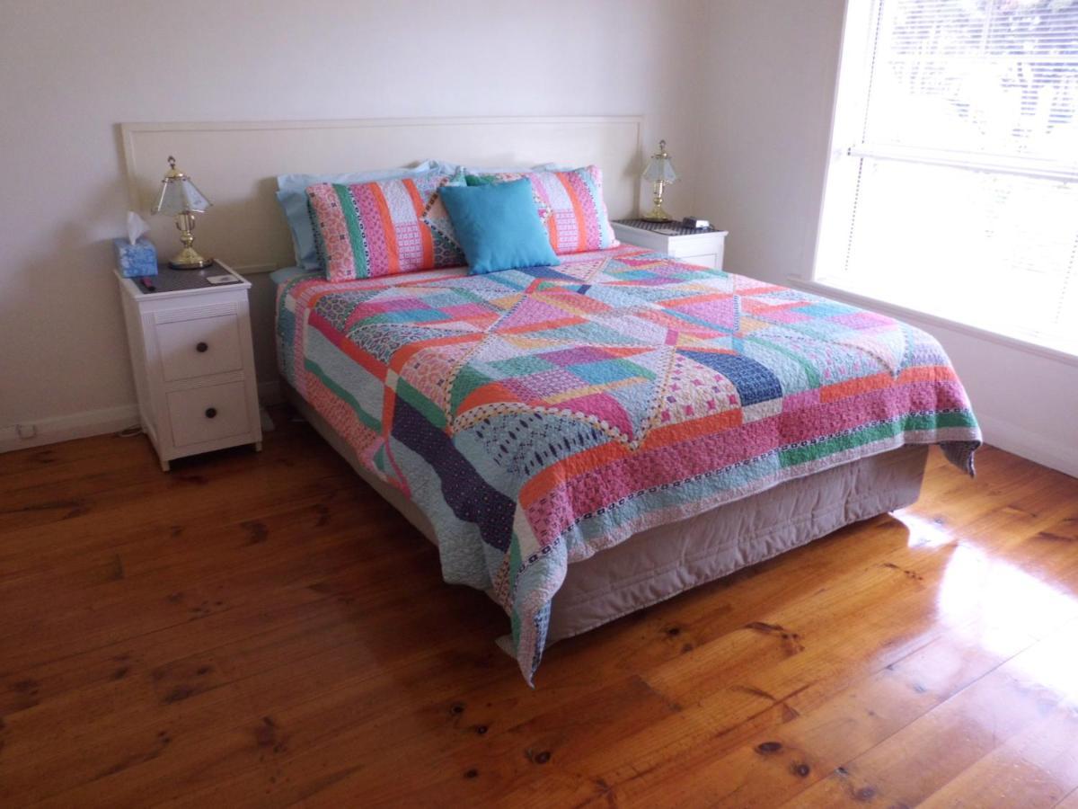 Bed & Breakfast Glenelg Sea-breeze 3*