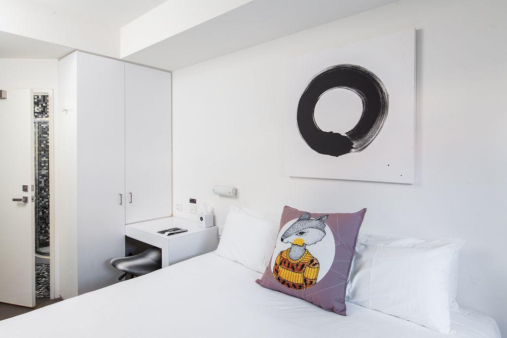 Majestic Minima Adelaide
