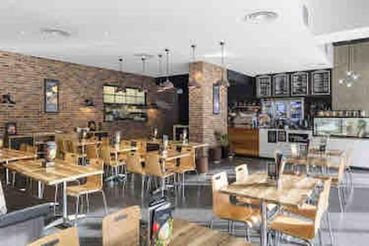 96 North Terrace 5* Adelaide