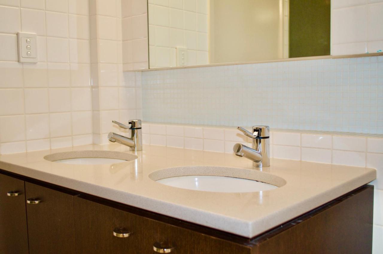 Cbd Executive Apt * Adelaide