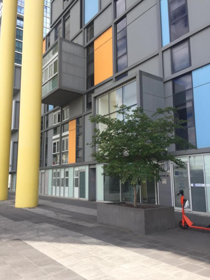Cbd 1 Bedroom Apt. Free Car Park&swimming Pool &wifi Adelaide