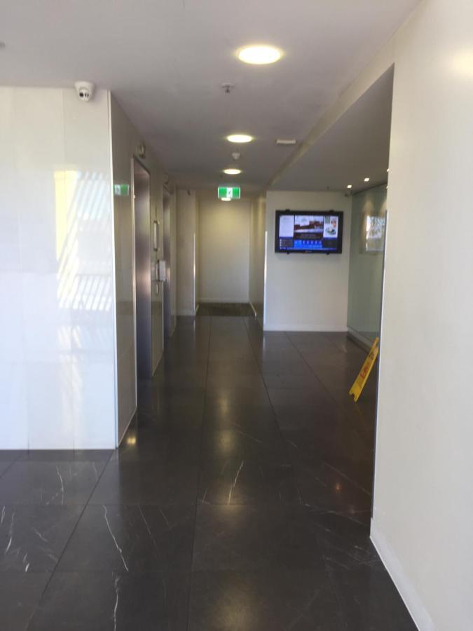 Apartment Cbd 1 Bedroom Apt. Free Car Park&swimming Pool &wifi