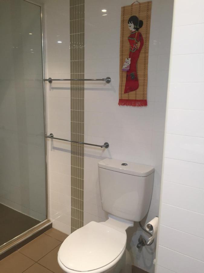 Apartment Cbd 1 Bedroom Apt. Free Car Park&swimming Pool &wifi Adelaide