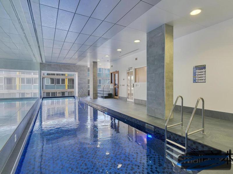 Cbd 1 Bedroom Apt. Free Car Park&swimming Pool &wifi Adelaide