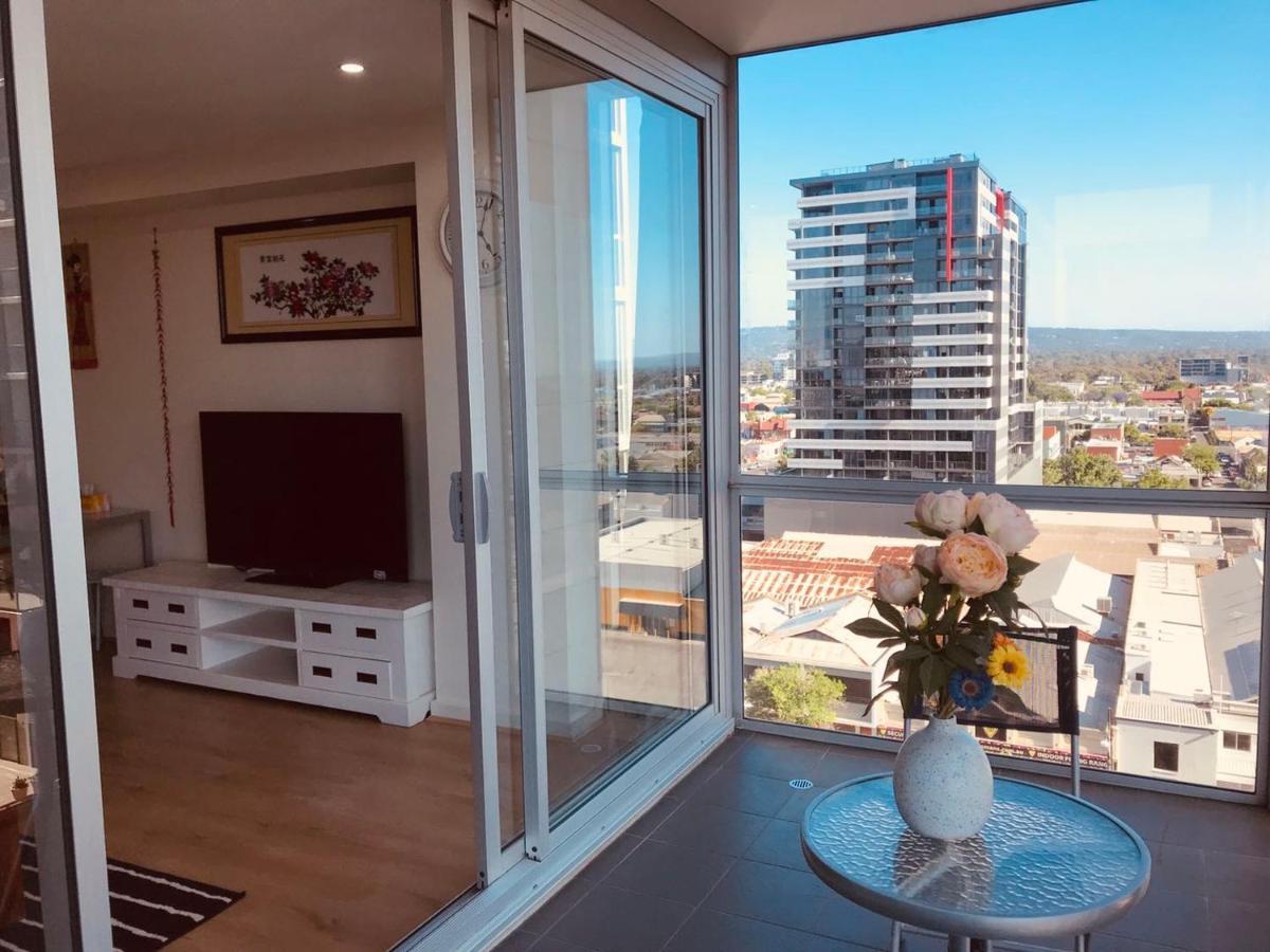 Cbd 1 Bedroom Apt. Free Car Park&swimming Pool &wifi Apartment