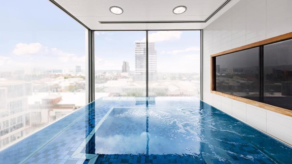 Apartment Cbd 1 Bedroom Apt. Free Car Park&swimming Pool &wifi
