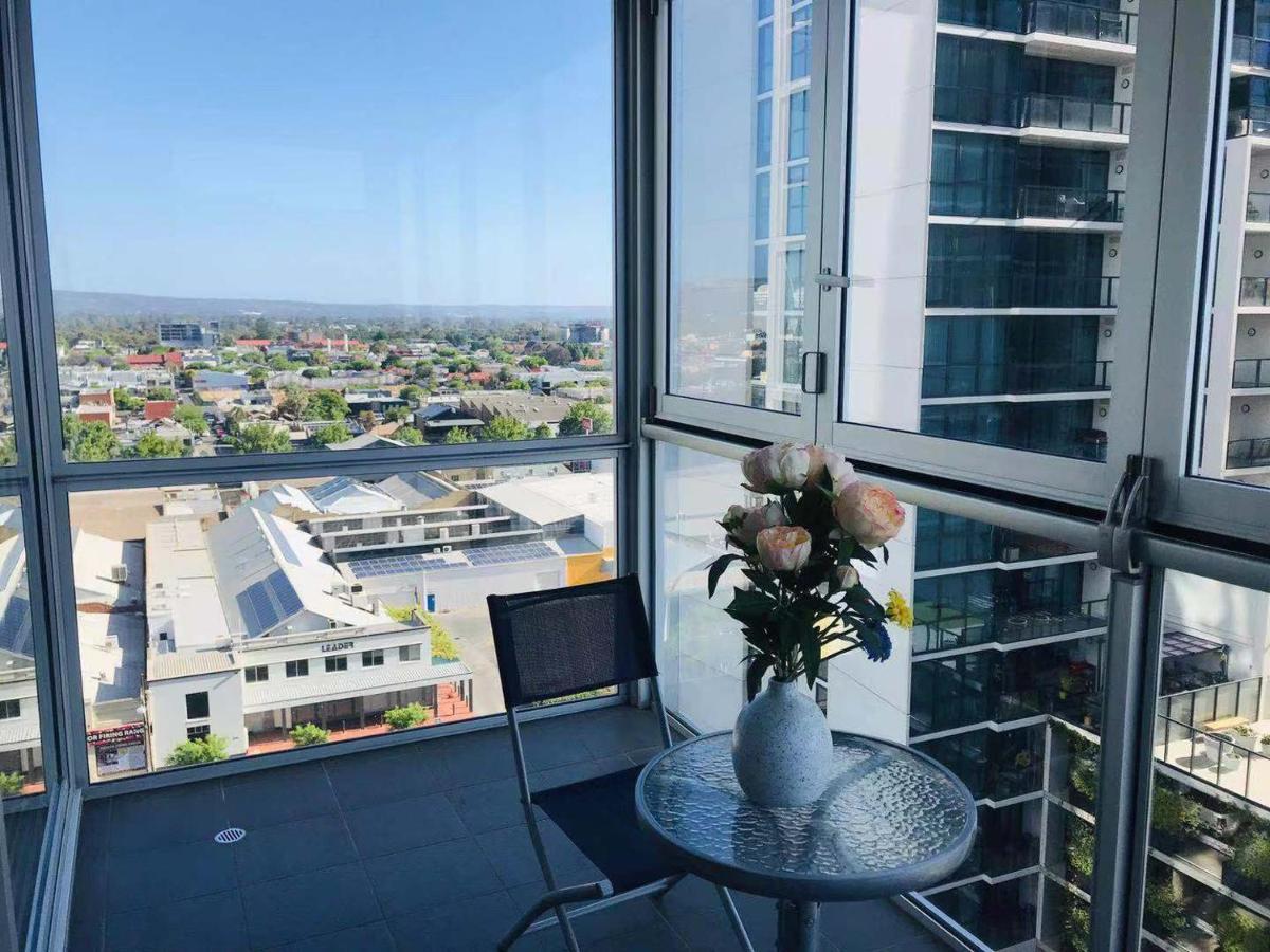 Cbd 1 Bedroom Apt. Free Car Park&swimming Pool &wifi *