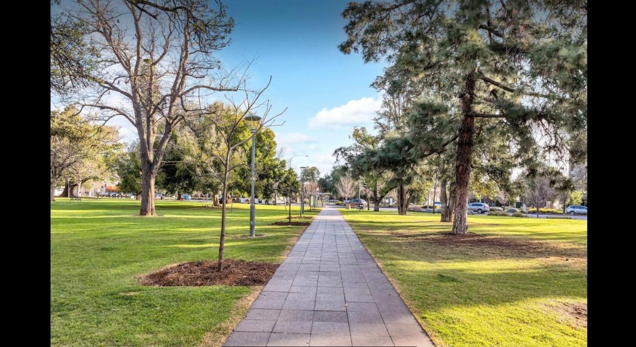Apartment Forest Of Dreams Adelaide
