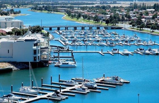 Oaks Glenelg Liberty Aparthotel