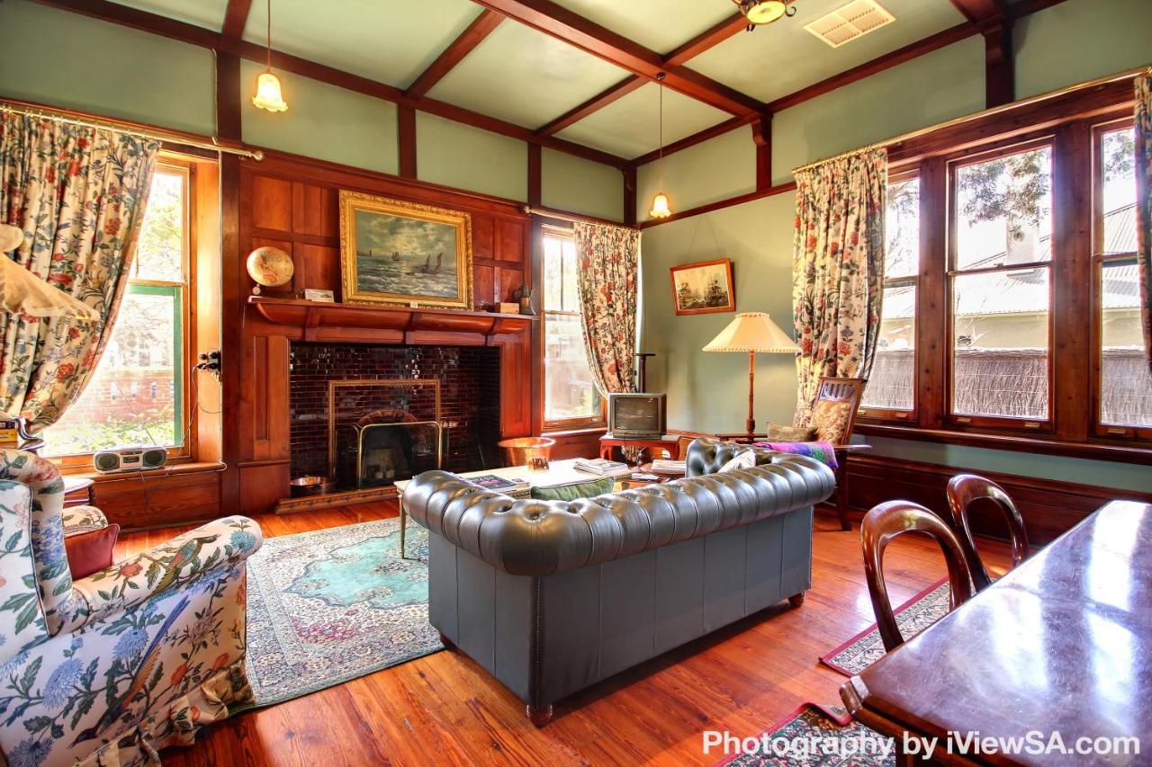 Buxton Manor Bed & Breakfast Adelaide