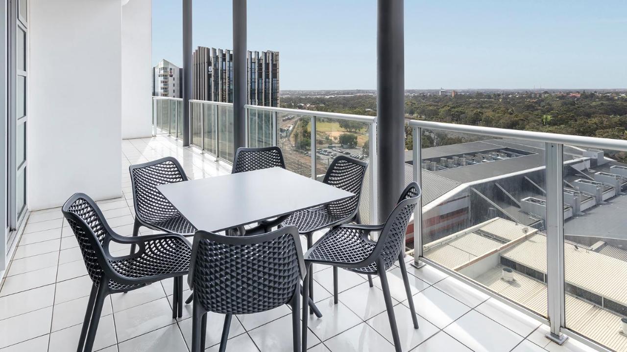 Aparthotel Oaks Embassy Adelaide