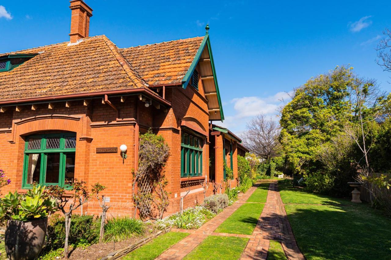 Bed & Breakfast Buxton Manor