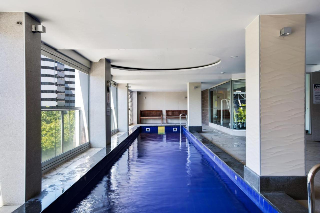 Swainson At M1 Apartment