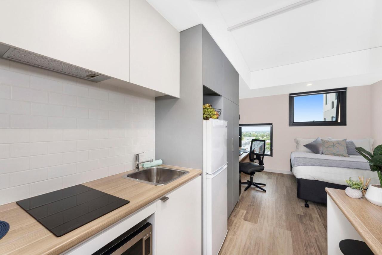 Scape Apartment *