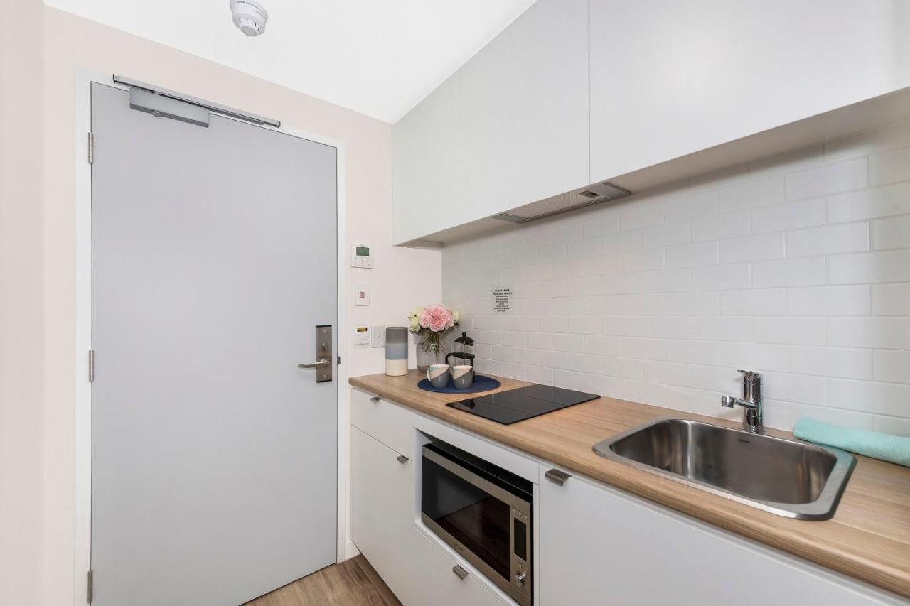 Scape Apartment *