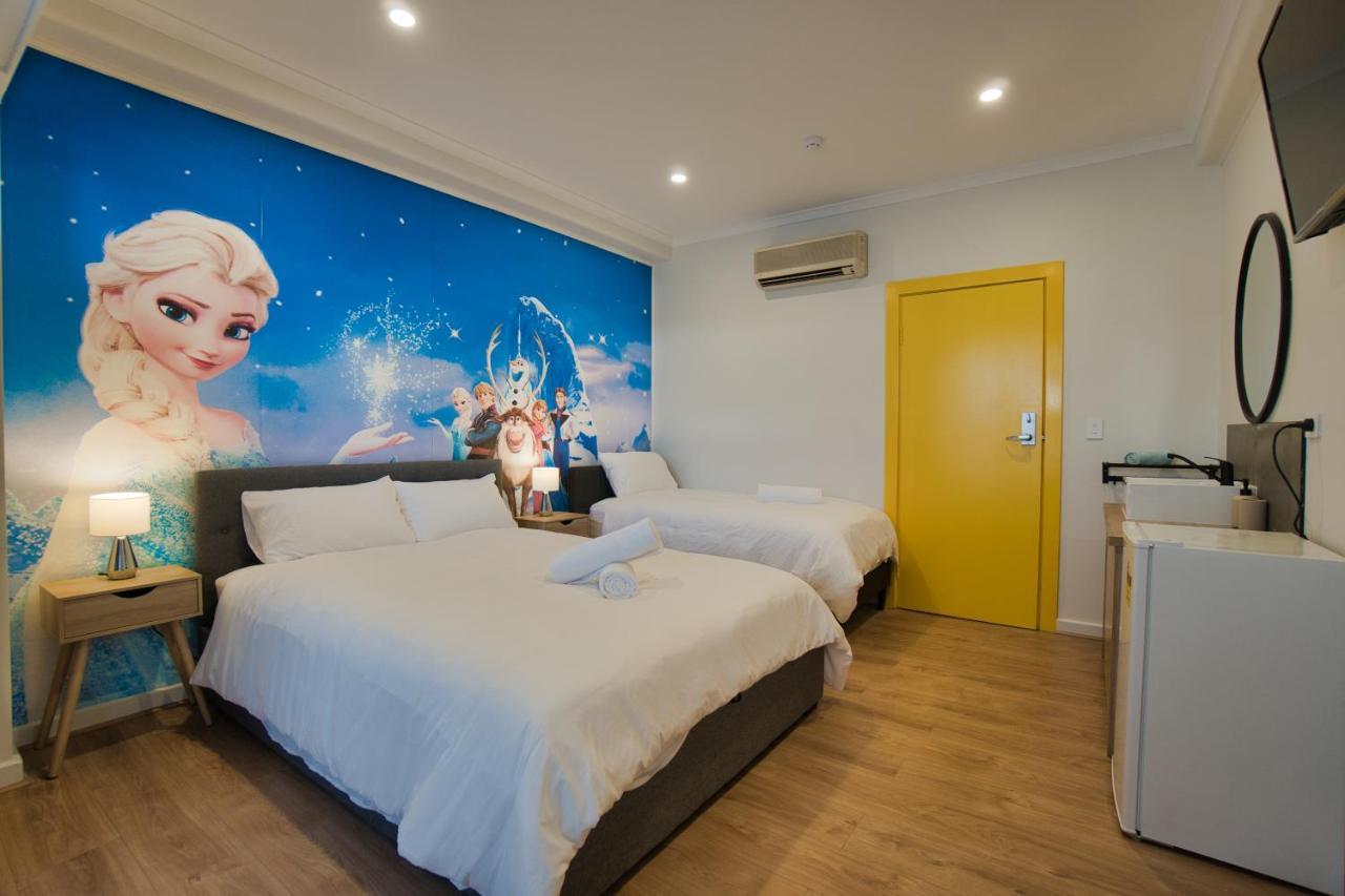 Dreamy - Private With Shared Bathrooms Adelaide