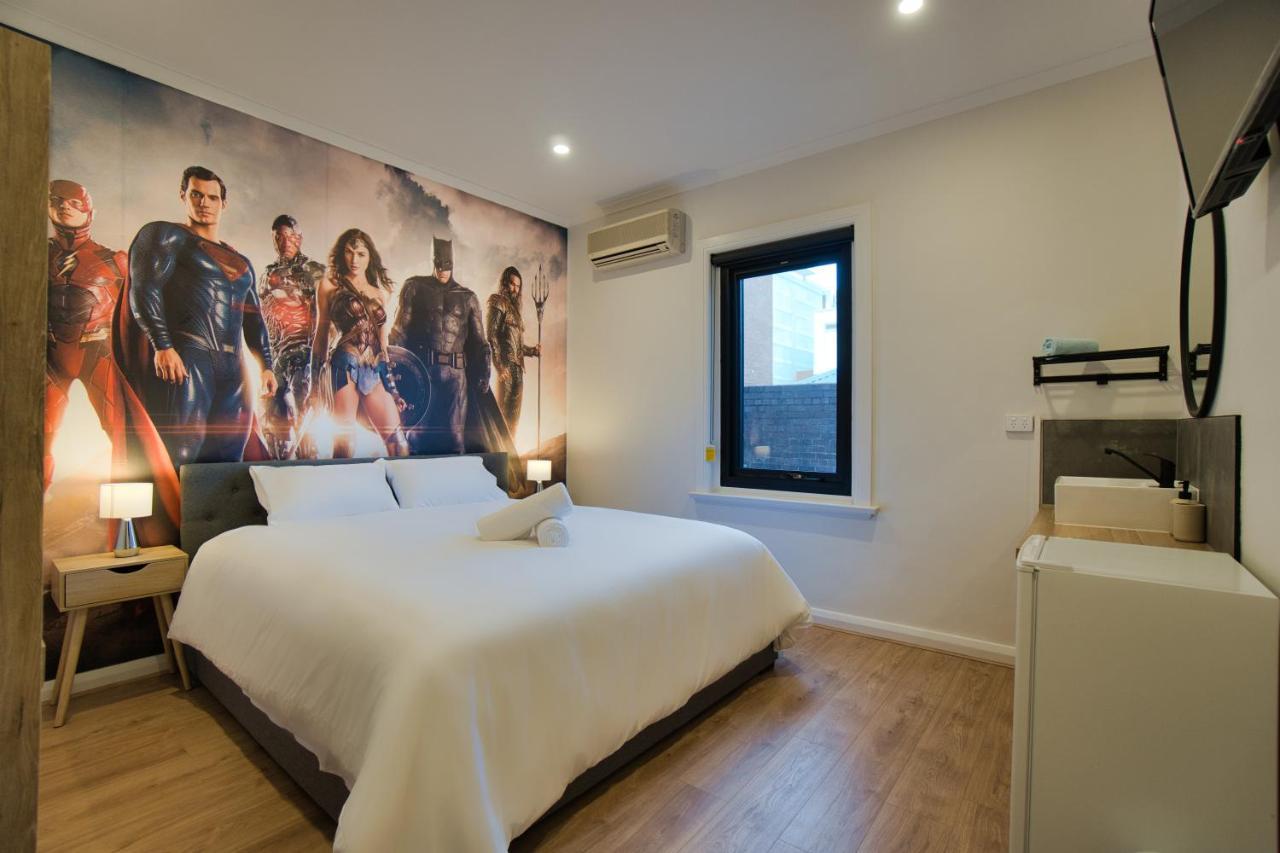 Dreamy - Private With Shared Bathrooms Hotel