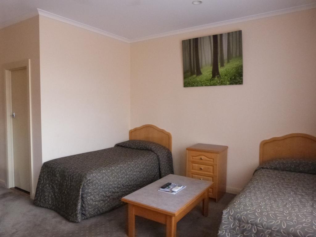 Glenelg Motel 3*