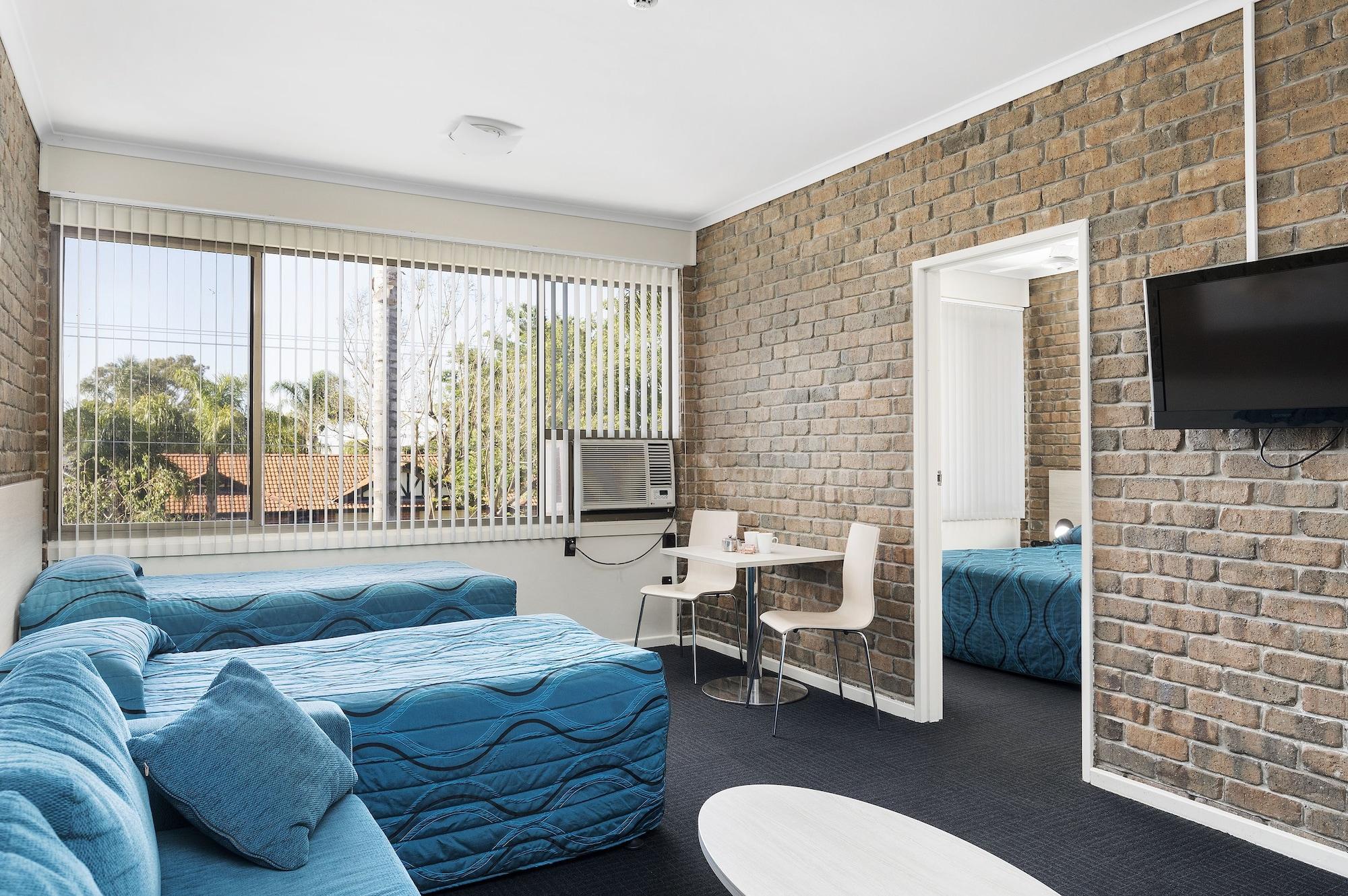 Marion And 3* Adelaide