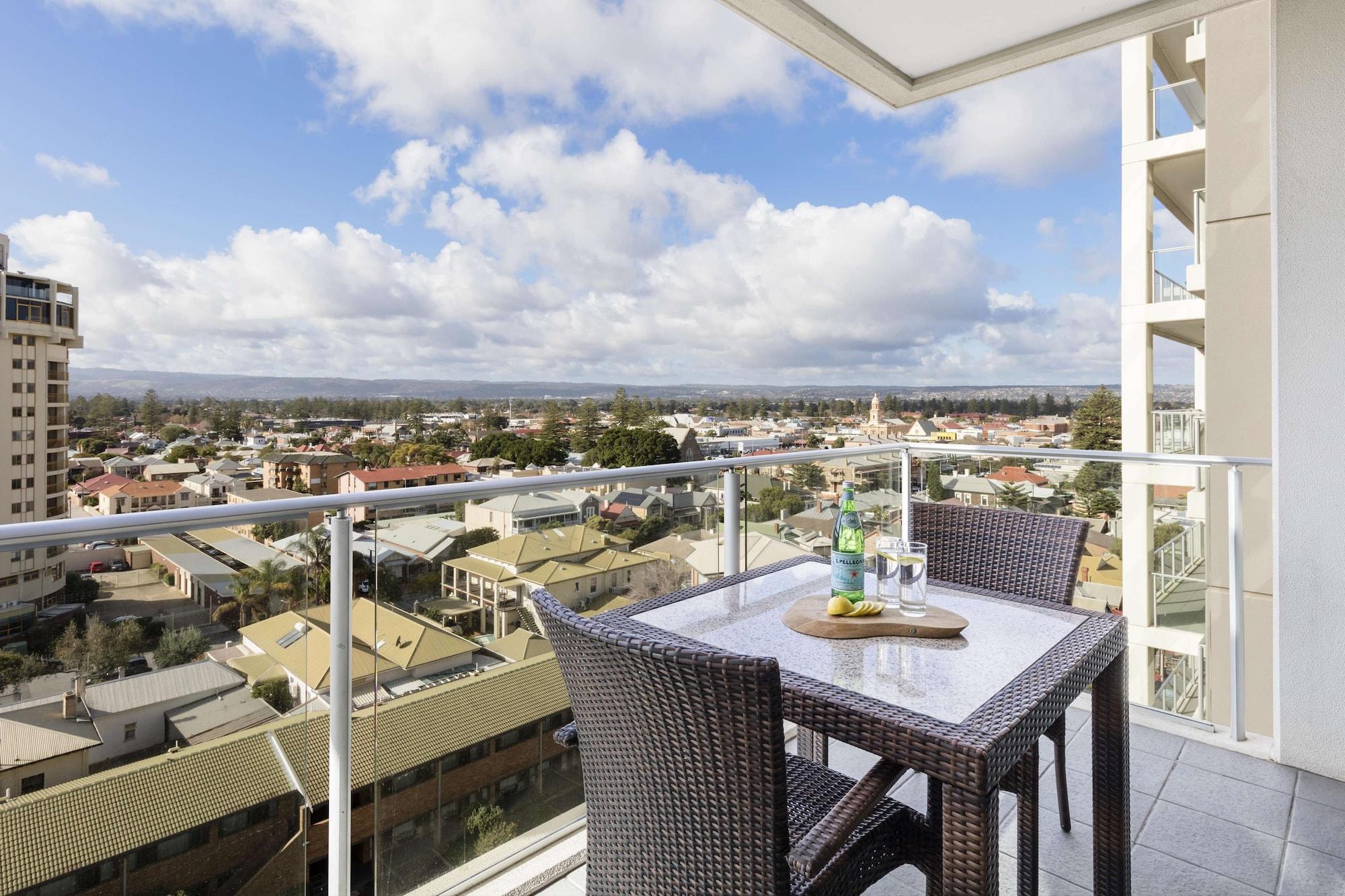 Oaks Glenelg Liberty Adelaide