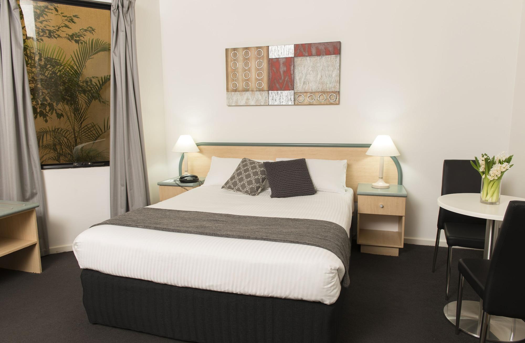 Riviera Hotel 4*