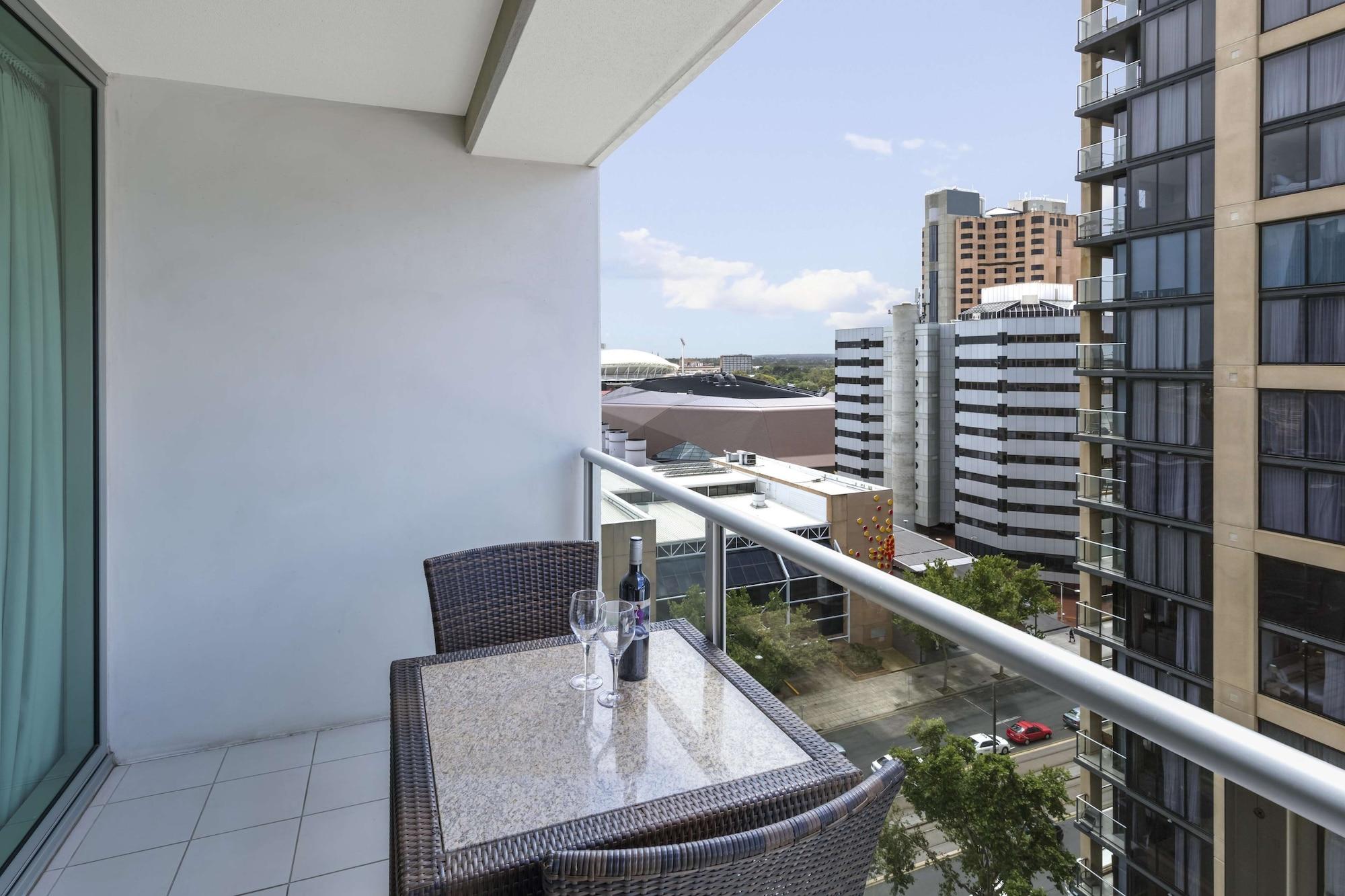 Aparthotel Oaks Embassy Adelaide