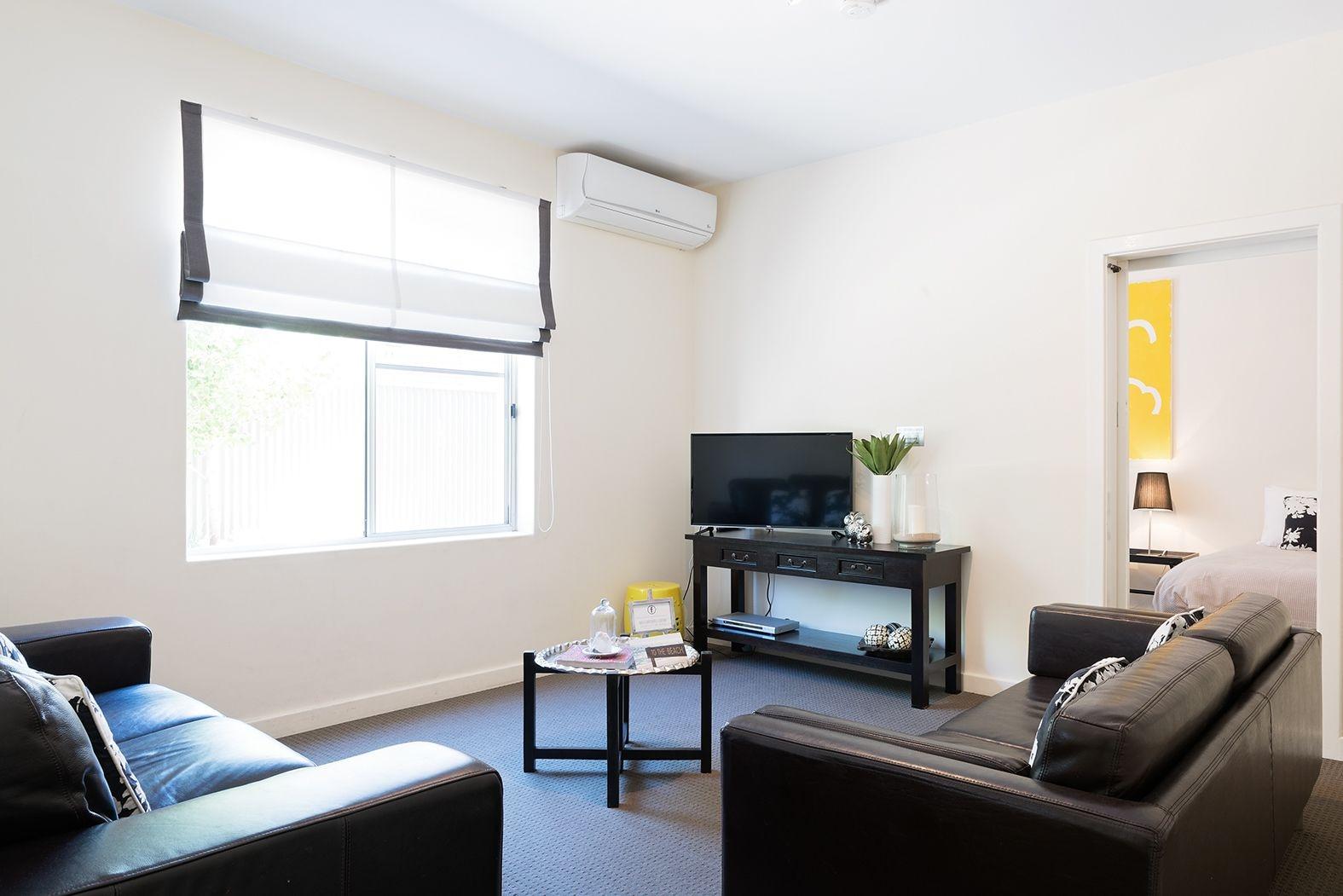Arabella On West Apartment