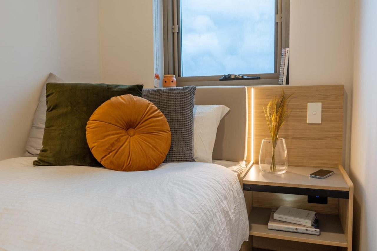 Comfy At Switch Living In The Centre Of