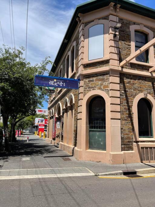 435/247 Gouger St. Ex In The Adelaide