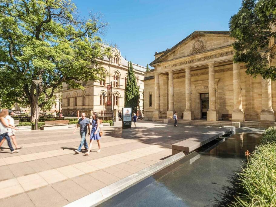 438/247 Entire 1br Exhotel In The Heart Of Adelaide