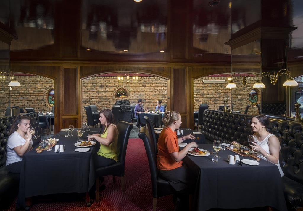 Hotel Adelaide Inn Adelaide