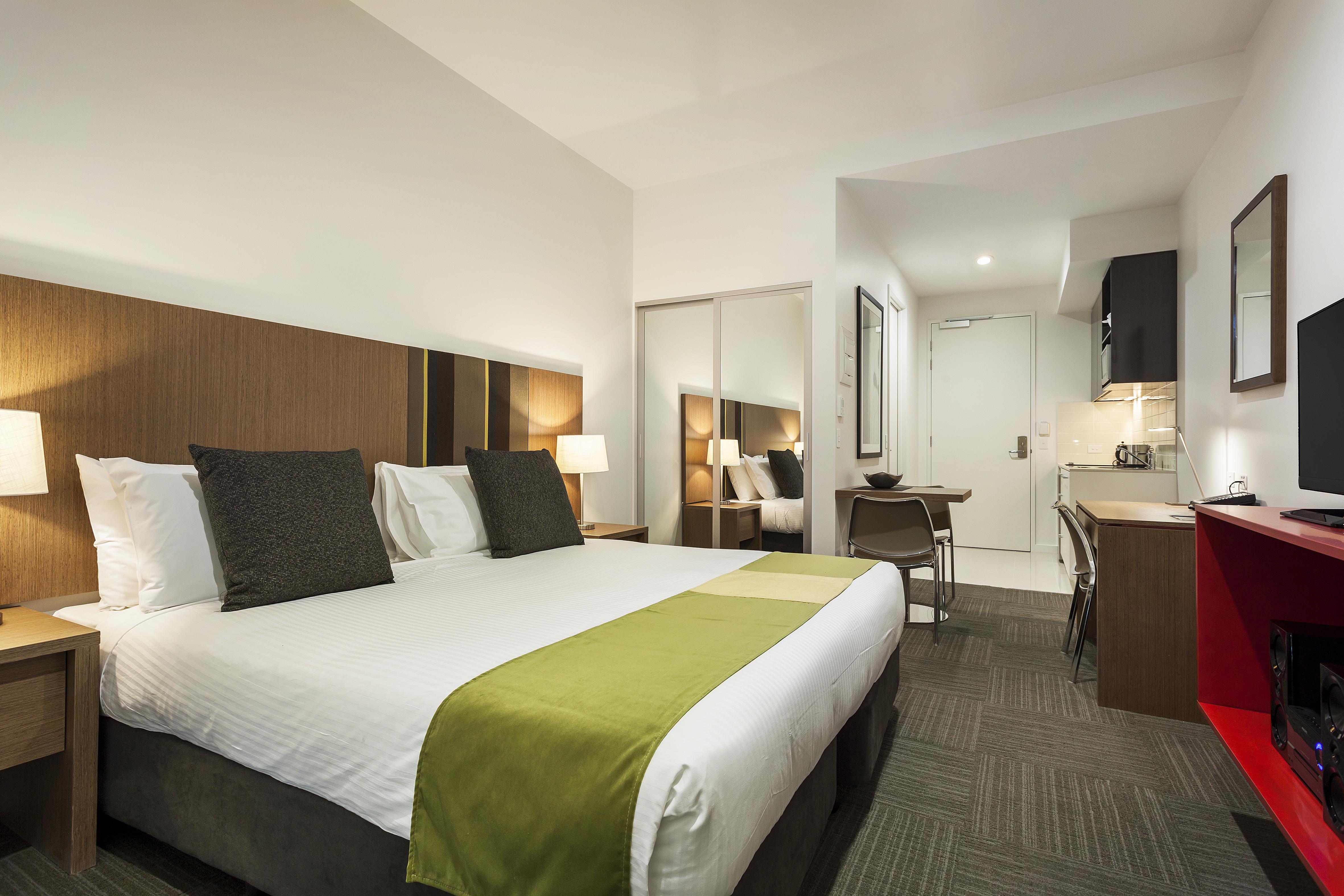 Aparthotel Quest On Franklin 4*