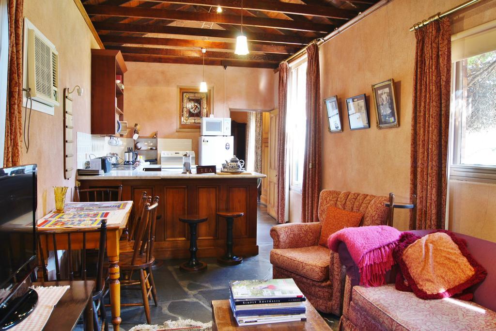 Bed & Breakfast Buxton Manor Adelaide