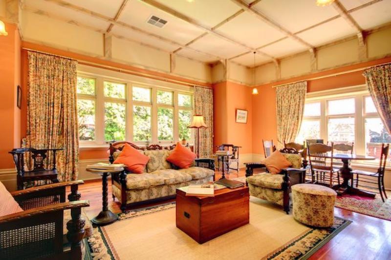 Bed & Breakfast Buxton Manor