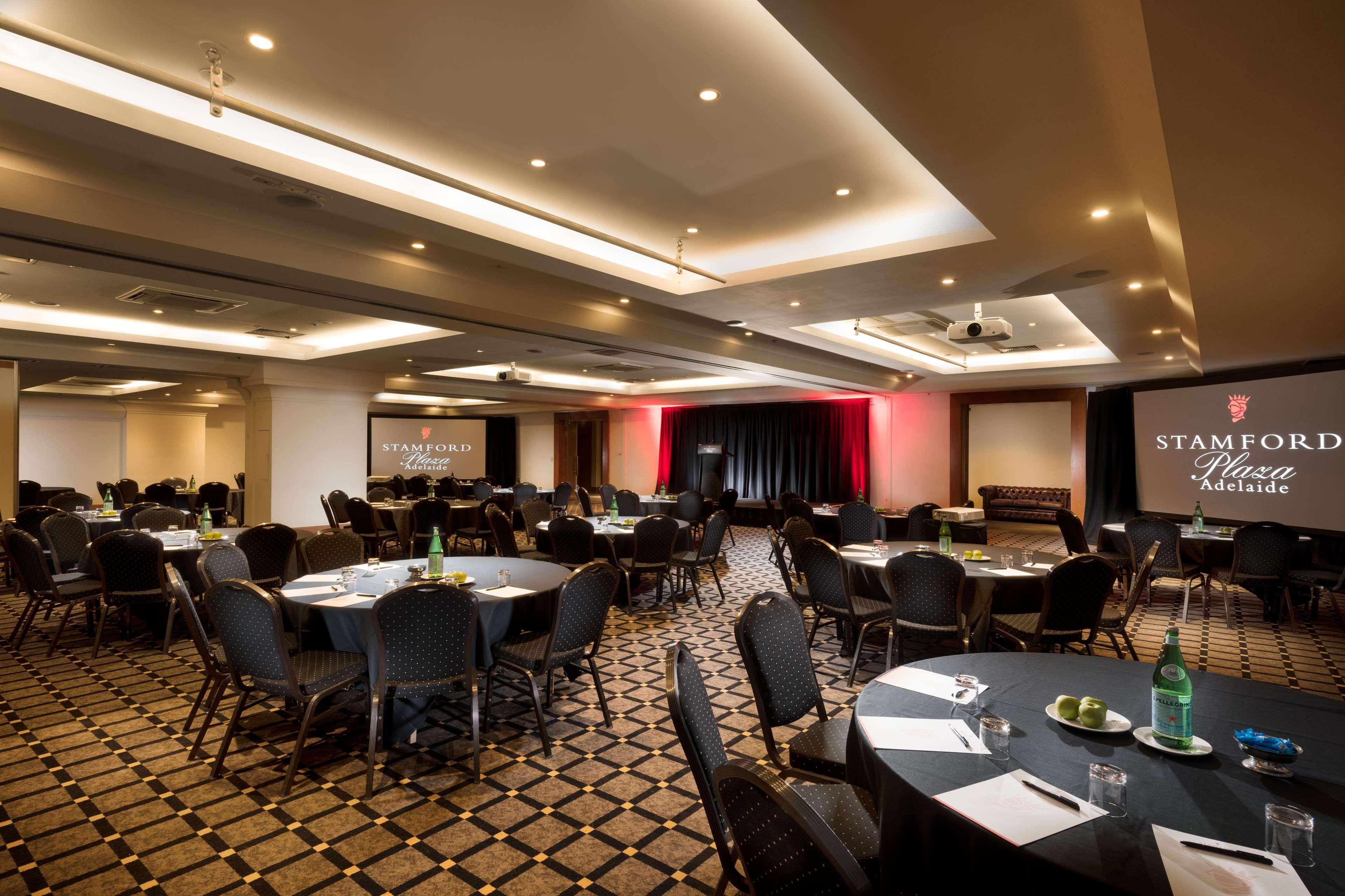 Hotel Stamford Plaza
