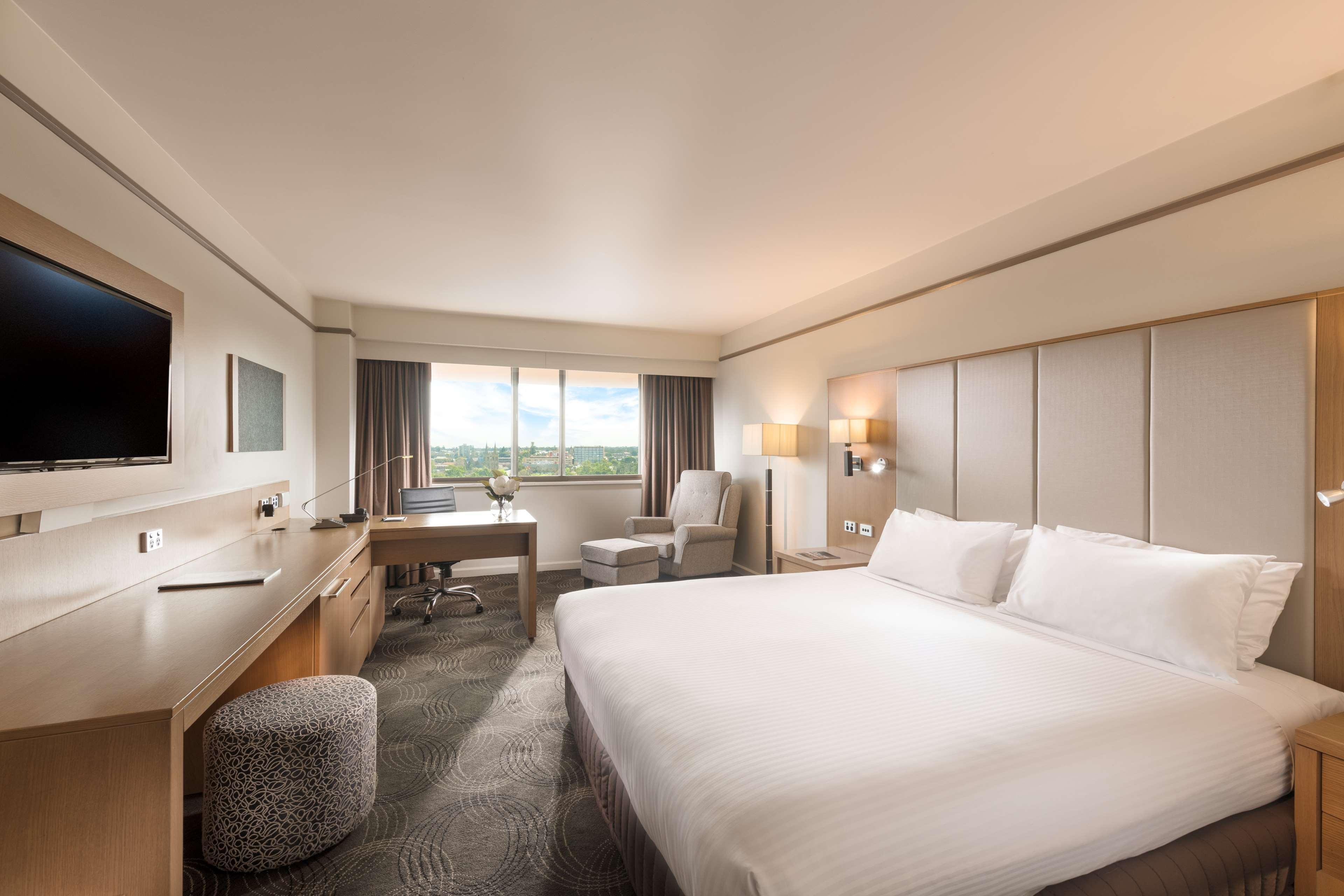 Hotel Stamford Plaza 5*