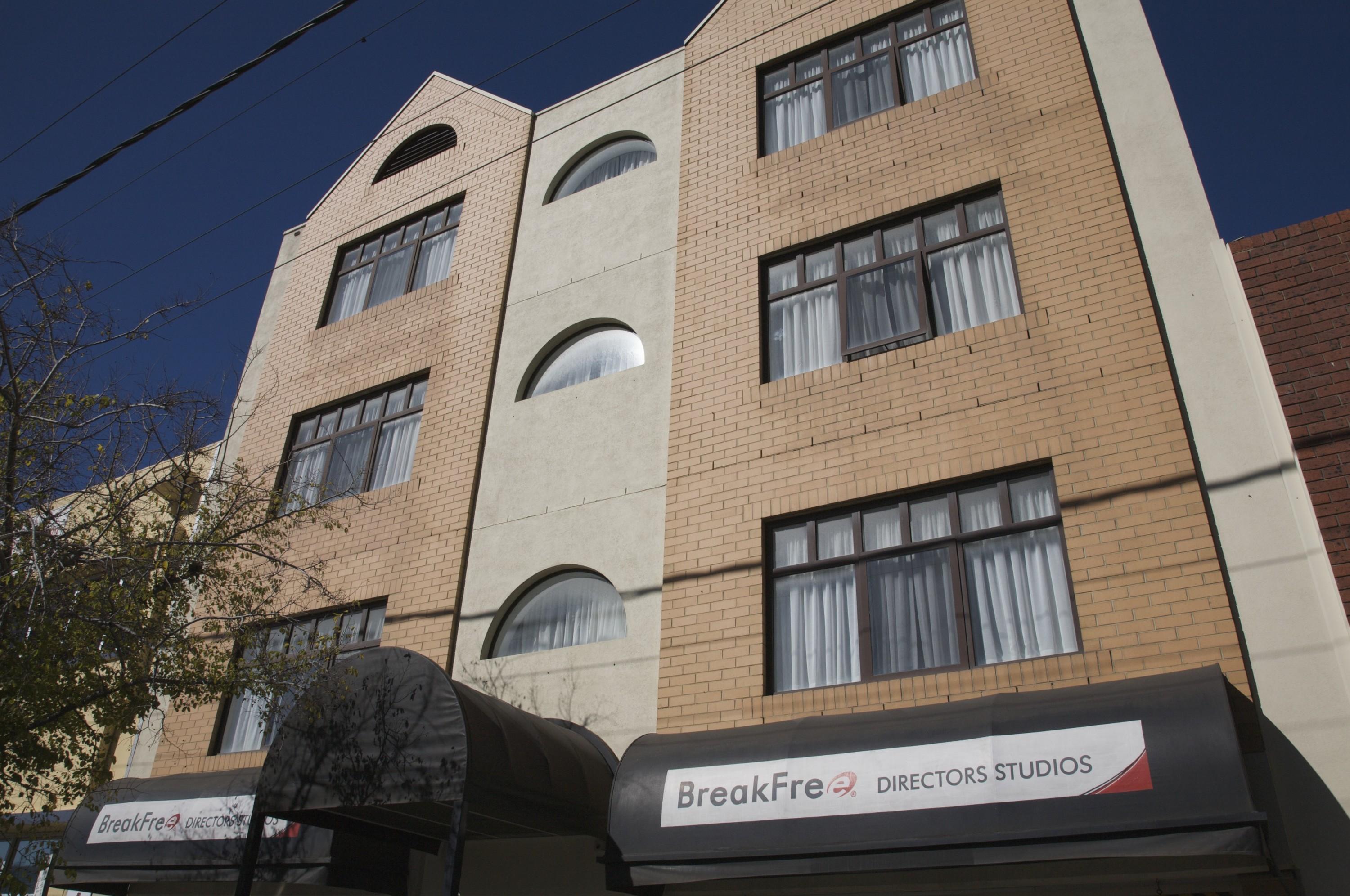 Breakfree Directors Adelaide