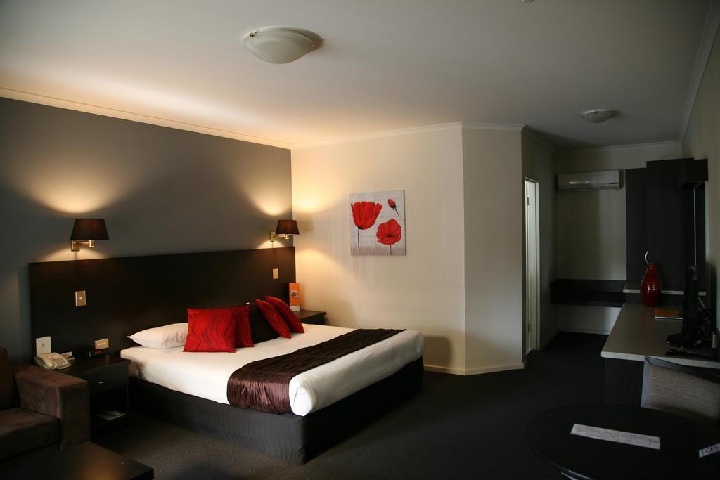 Ibis Styles Manor Motel Adelaide