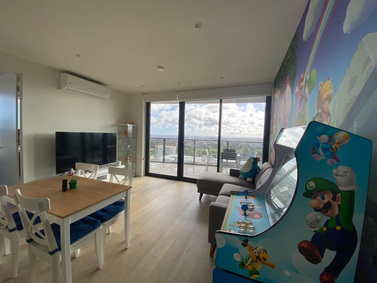Nintendo Theme-adelaide Cbd-king Bed-gym-bbq *