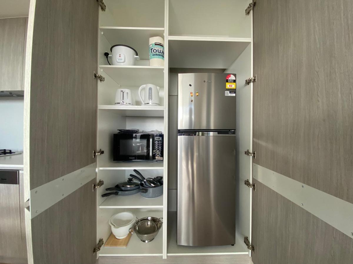 Apartment Nintendo Theme-adelaide Cbd-king Bed-gym-bbq *