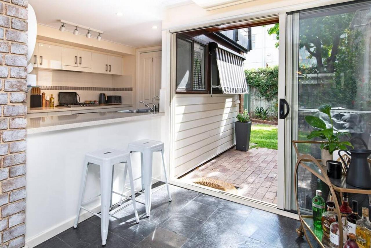 Character & Charm 3 Bed Home- Free Wine * Adelaide