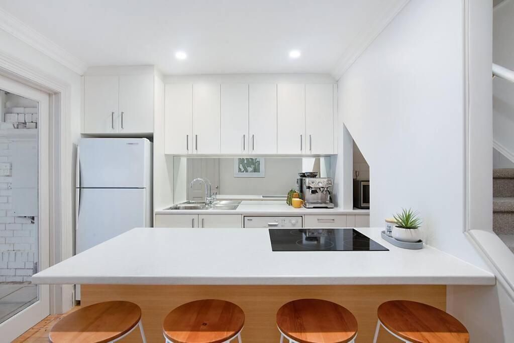 Modern China Town - Free Carpark Holiday home