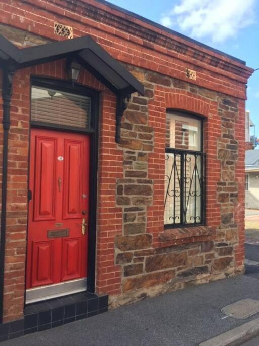 Holiday home Modern China Town - Free Carpark *