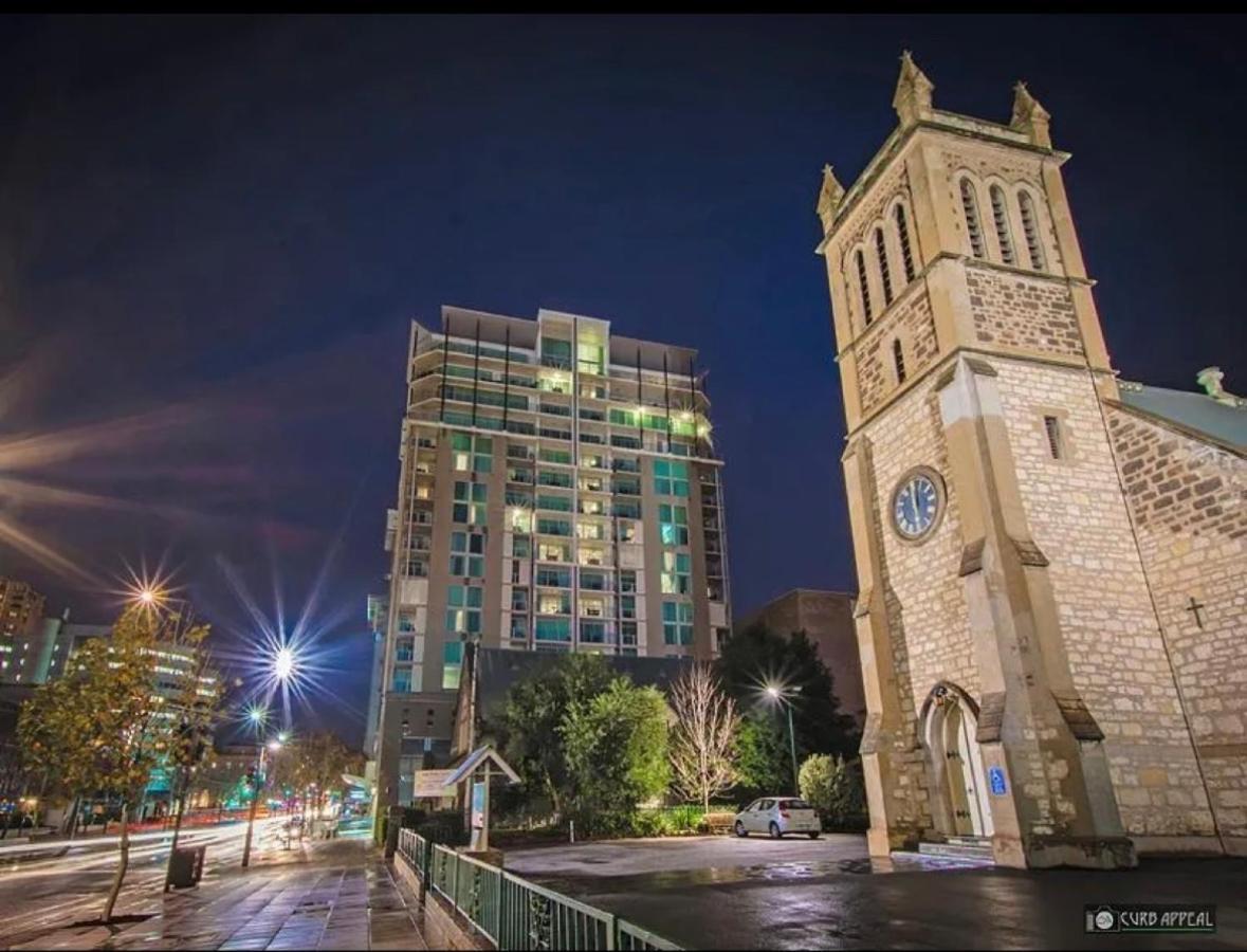 96 North Terrace Stylish Penthouse * Adelaide